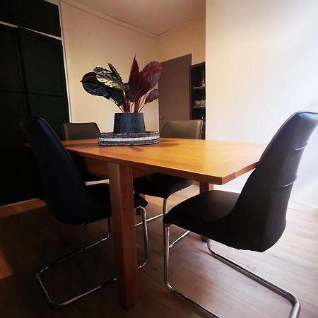 Entire 1 Bed Spacious Apartment, Private Balcony & Study Room Near City Whitehouse  Экстерьер фото
