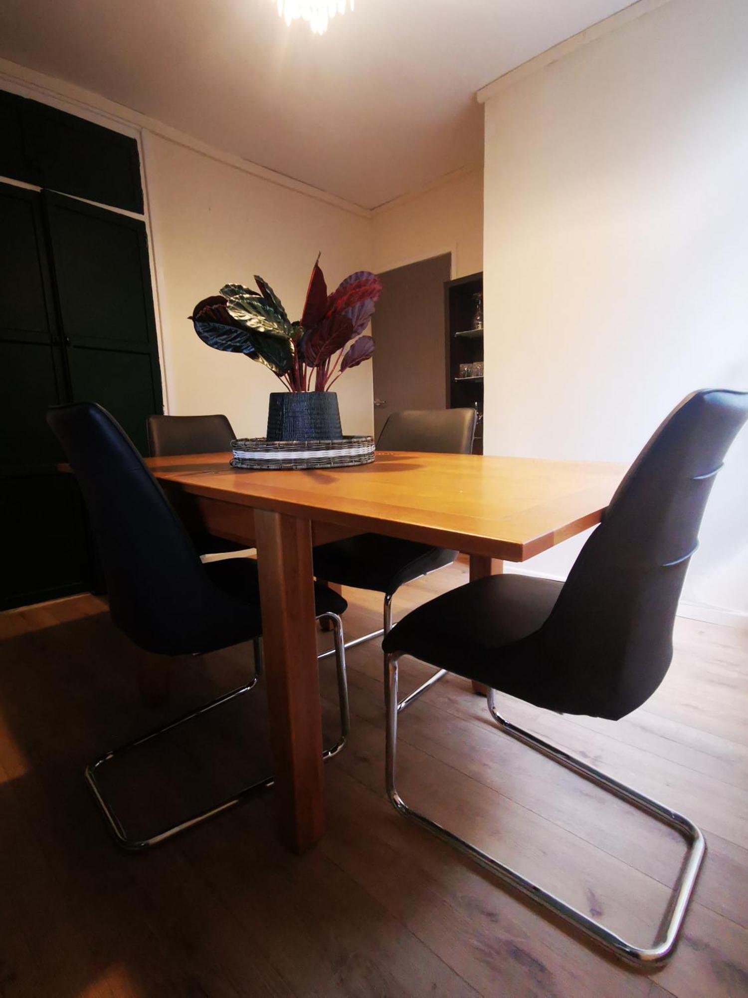 Entire 1 Bed Spacious Apartment, Private Balcony & Study Room Near City Whitehouse  Экстерьер фото
