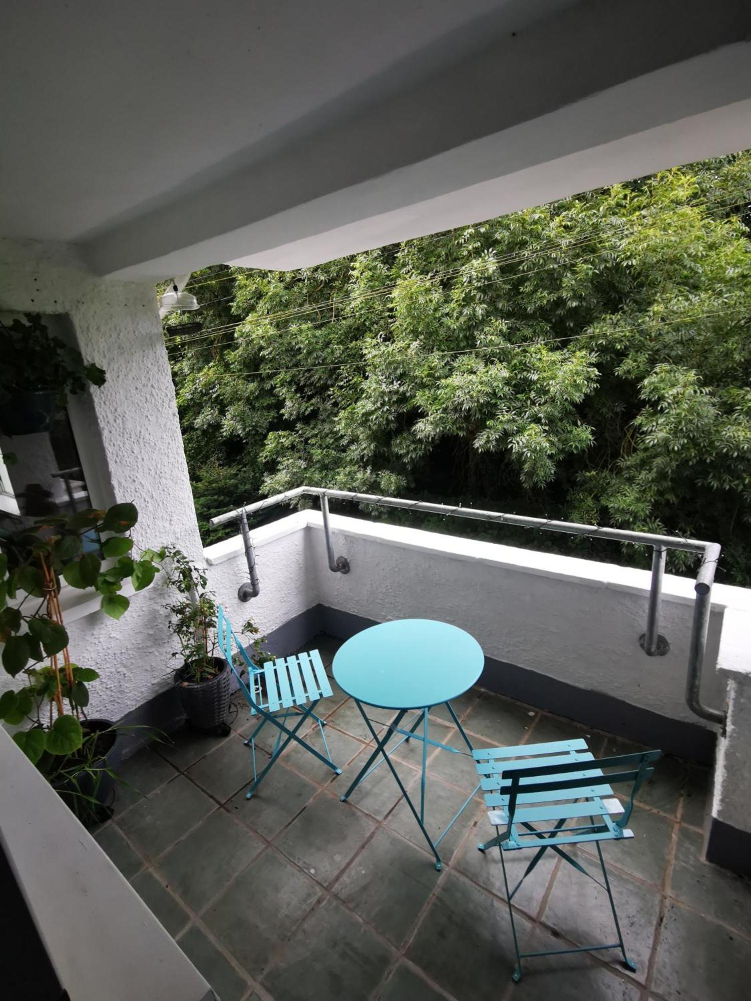 Entire 1 Bed Spacious Apartment, Private Balcony & Study Room Near City Whitehouse  Экстерьер фото